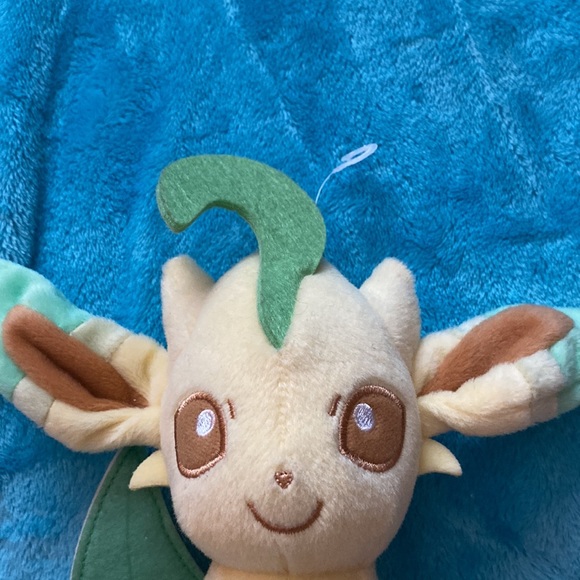 💕Preloved EUC ~ TOMY Pokemon Eevee Series of Evolution Plush Leafeon - Picture 2 of 11